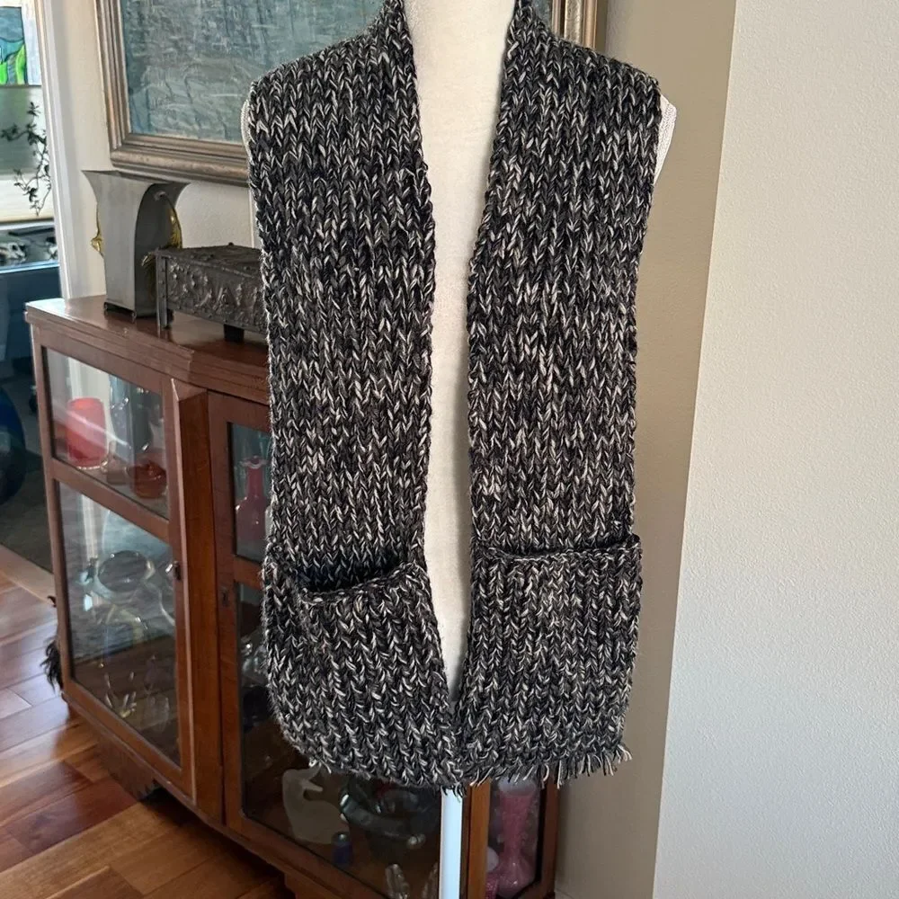 Wooden Ships long scarf w/ pockets